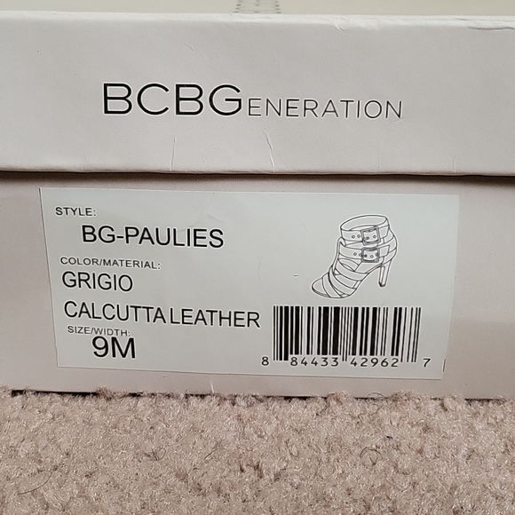 BCBG Generation Stacked Stilettos size 9 - Picture 3 of 4